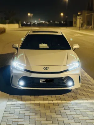 تايوتا كامري هايبرد 2025
