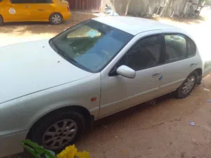Used Samsung SM5 in Tripoli