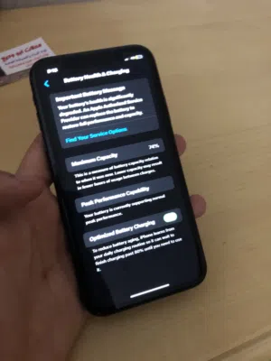 IPHONE XR 256 GB مش مفتوح ولا مصلح