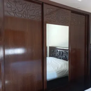 غرفة نوم مستعملة بحالة الجديد