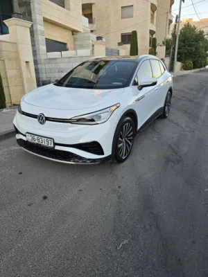 ID4 X pure + 2022 اوتوسكور A