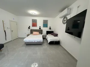 135 m2 3 Bedrooms Villa for Sale in Jericho Nu'eima