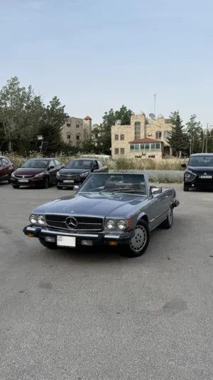 Convertible Mercedes Benz in Amman