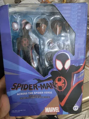 فيكر سبايدرمان FIGUARTS SPIDER MAN MILES MORALES ACROSS THE SPIDER- VERSE