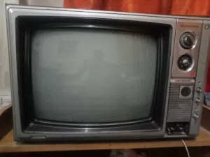 تلفزيون انتيكا للبيع