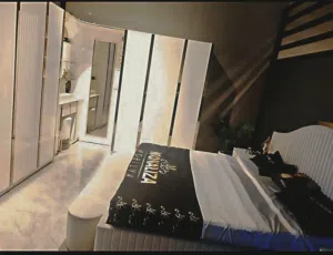 غرفة نوم فخمة للبيع – استعمال خفيف