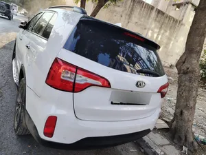 used-kia-sorento-in-ramallah-and-al-bireh