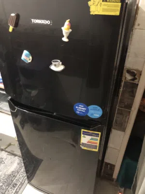 تلاجه تورندو 296 لتر