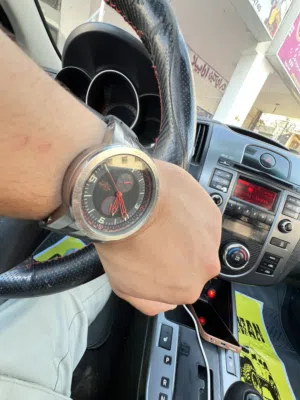ساعة يد INVICTA