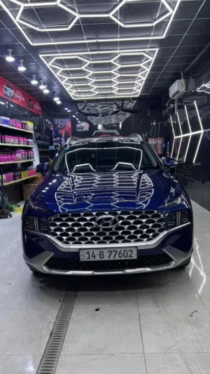 Used Hyundai Santa Fe in Basra