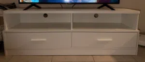 TV UNIT/ table