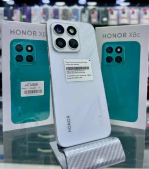 مستخدم ايام اخو الجديد  256g 16ram Honor و 512  x8c كامل اغراضه