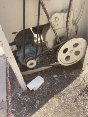 مكينة صنفرة الخشب وسعف النخيل