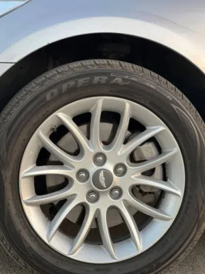 الله يبارك جينسس موديل 2010 للبيع بسعر 31500