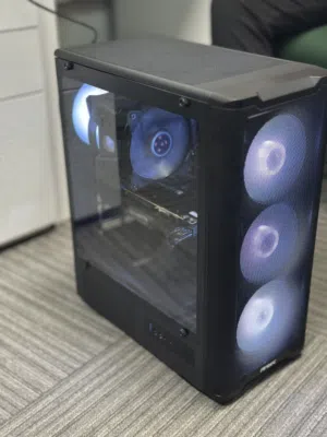 حاسبة ألعاب وتصميم (Workstation) للبيع