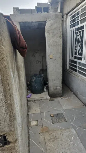 بيت زراعي في قرية ال جعري بلقرب من منطقة الشرطة الخامسة