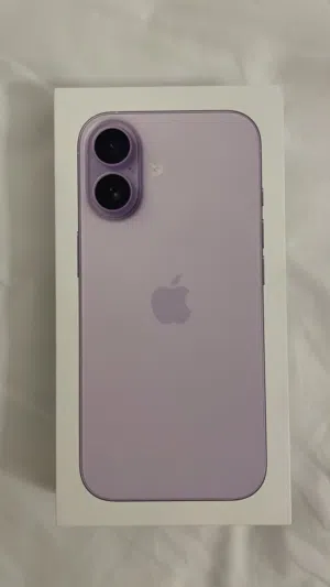 iPhone 17 just bought brand new 256GB lavender
