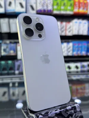 iPhone 15 Pro (256) GB battery 97%.  ايفون 15 برو مستعمل بحالة ممتازة جدا جدا بطارية 97٪ مشحون 100