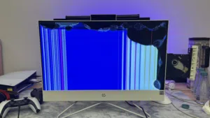 ( كمبيوتر شاشة ) HP All-in-One شغال يحتاج تغيير شاشة