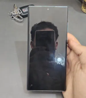 Samsung Galaxy S22 Ultra 128 GB in Tripoli