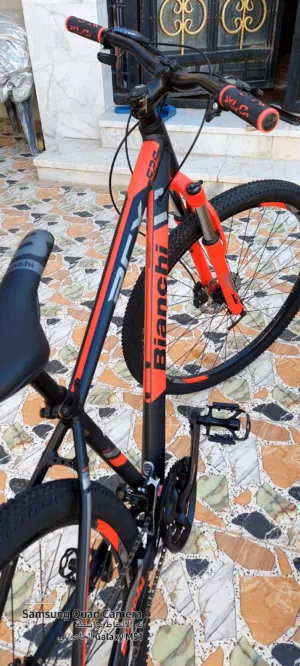 دراجة هوائية رياضية جديدة نوع Bianchi