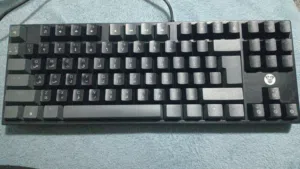 للبيع كيبورد ميكانيكية احترافية Fantech ATOM TKL MK876