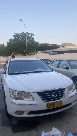 Hyundai sonata 2009 , mint fresh ,