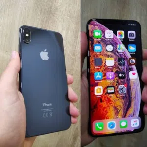 Apple iPhone XS Max 64 GB in Ramallah and Al-Bireh