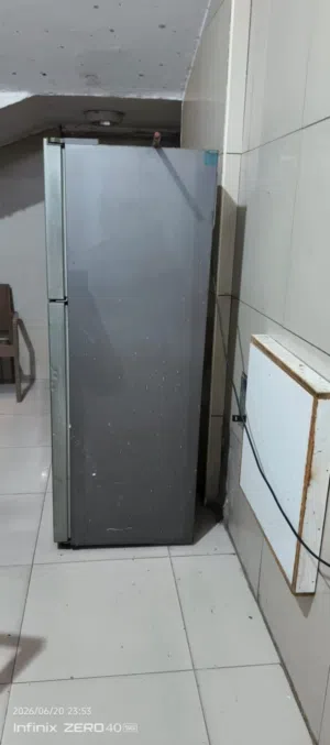 Samsung refrigerator (fridge)