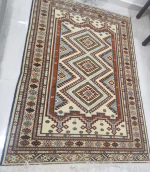 Hand made Iranian Carpet for sale