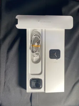 ساعة أبل سيريس 6 GPS