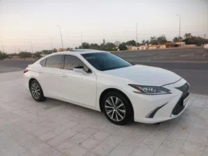 Used Lexus ES in Al Batinah