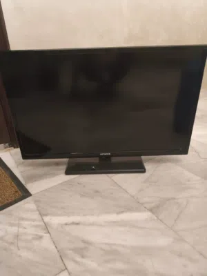 شاشة تلفزيون lcd نوع Hitachi هيتاشي 32 بوصة