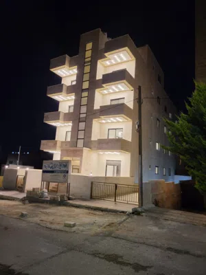 130 m2 3 Bedrooms Apartments for Sale in Amman Daheit Al-Haj Hassan