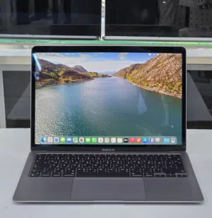 MacBook Air 13 2020 M1 8GB Ram 256GB SSD  لابتوب ابل