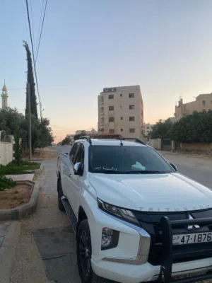 Mitsubishi Sportero 2022