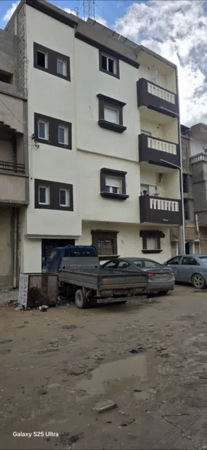 عماره للبيع  مؤجره ب15الف شهري دينار مليون ونص