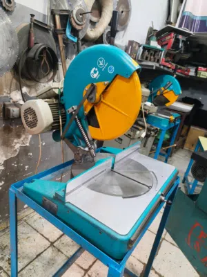 المنيوم بي في سي