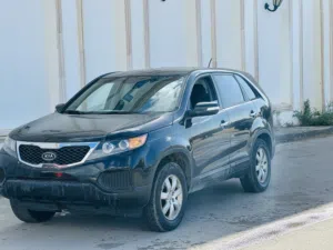 سياره ربي يبارك كيف مسجله محرك24العادي ساحليه 3صفات جايه سليمه بدون اي حادت