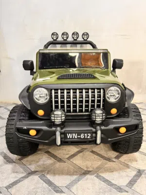 للبيع سيارة أطفال كهربائية