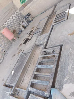 جك رفع لغسيل السيارات