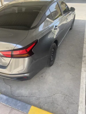Used Nissan Altima in Muscat