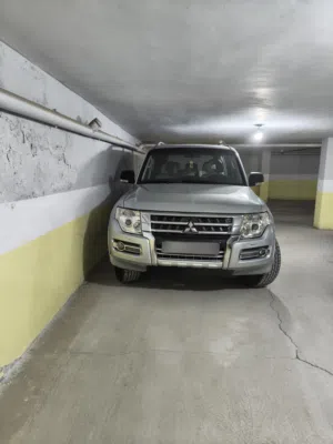 Used Mitsubishi Pajero in Irbid
