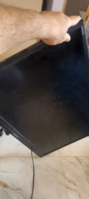 تلفزيون مستخدم  للبيع