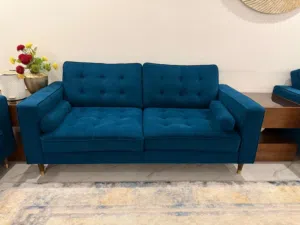 طقم كنب و طاولات طعام و طاولات غرف معيشة