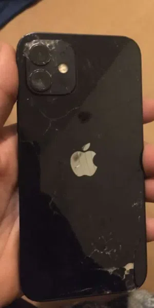 Apple iPhone 12 128 GB in Baghdad