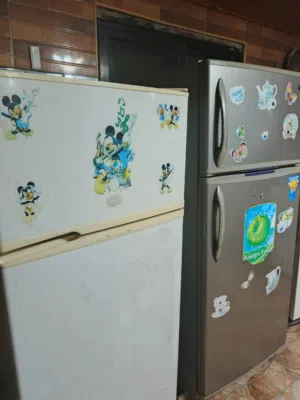 ثلاجتين نظافة و استعمال خفيف  شارب صناعة ياباني فدرل صناعة سورية فل نظافة