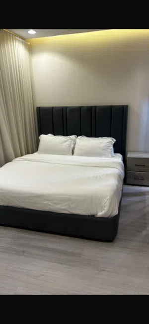 Bed, washing machine