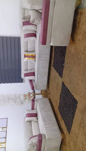 مندوبة مفروشات