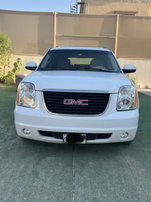 GMC YUKON XL gcc